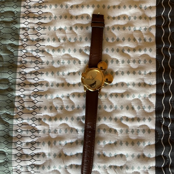 Vintage Mickey Mouse watch - Picture 5 of 7